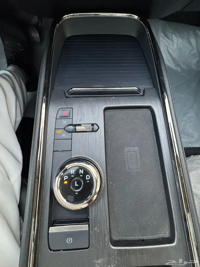 فورد تورس تيتانيوم فل كامل 18