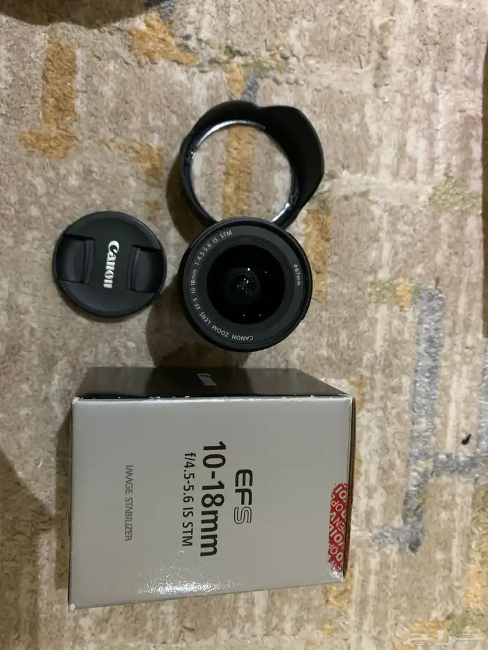 عدسات تصوير بحالة ممتازة وفلاش Godox V1C 7