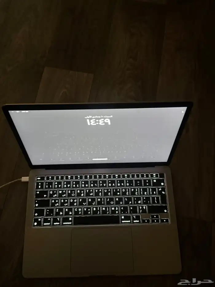 ماك بوك 1