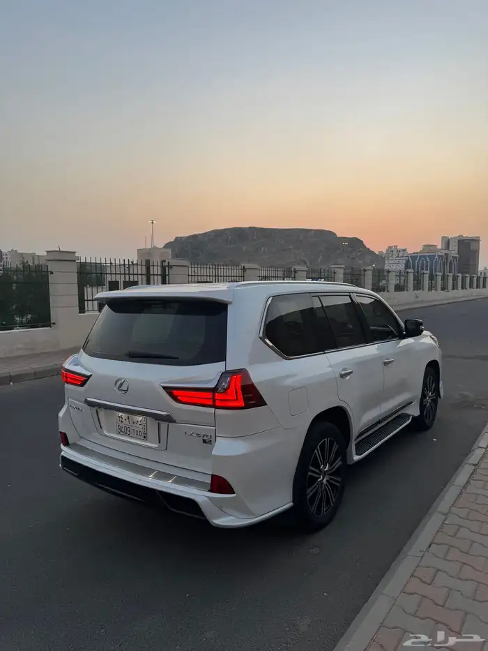 لكزس lx570 2