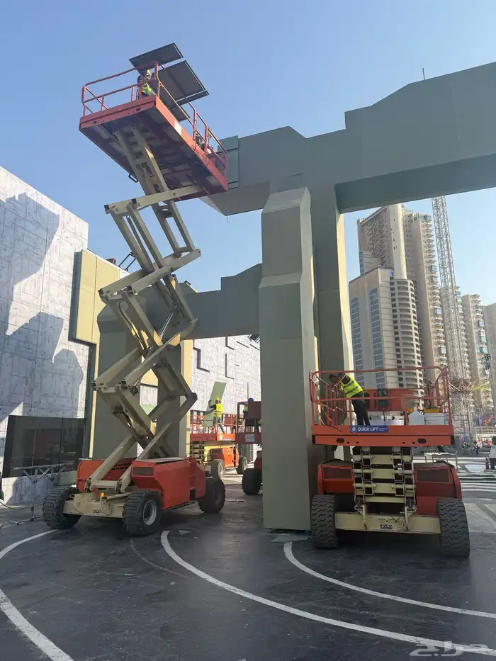 Scissor lift رافعة مقصية - سيزر لفت 5