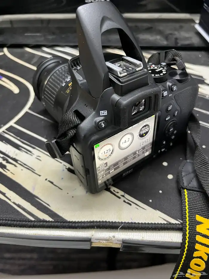 كاميرا نيكون D3500 2