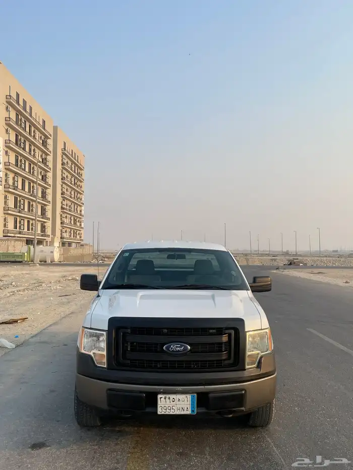 للبيع f150 موديل 2013 دبل 8 سلندر 0