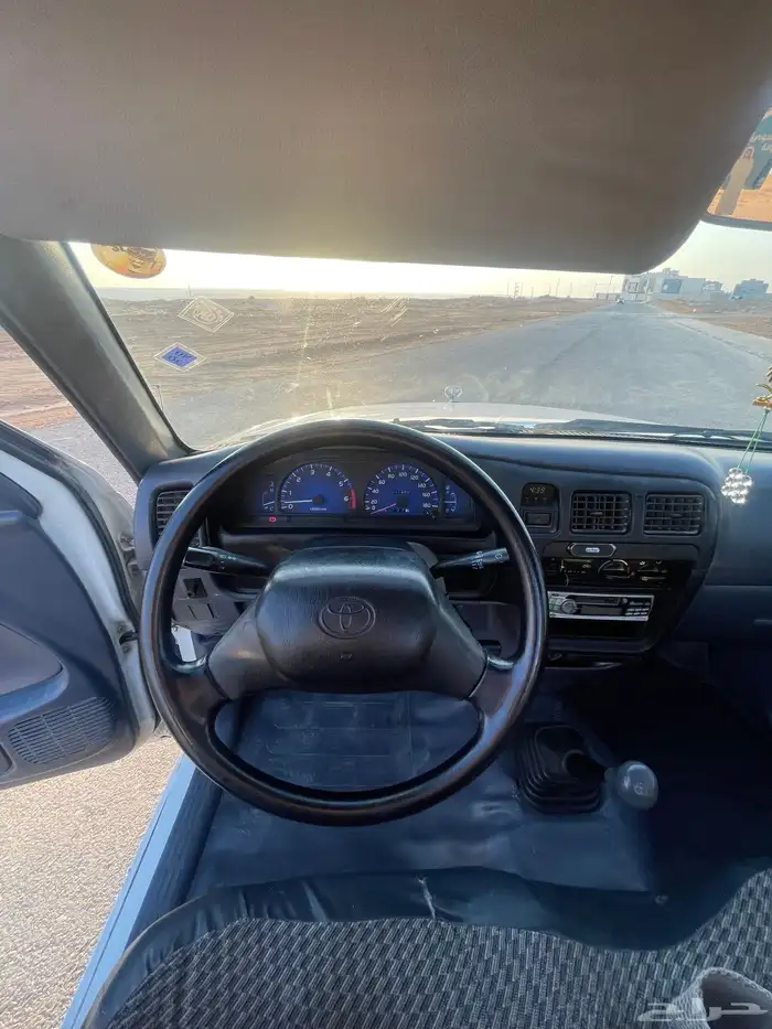 هايلكس غماره 2002 33