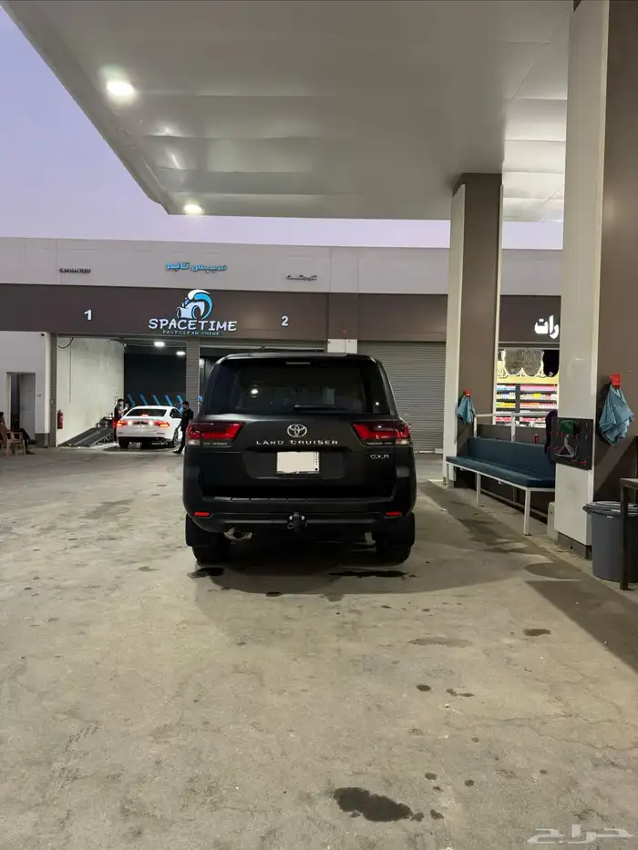 لاند كروزر 2024 تنفس طبيعي وارد وليد للسيارات مخزن 4