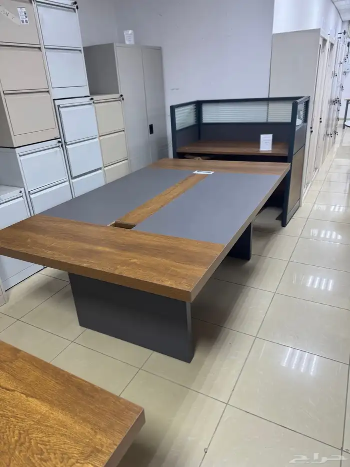 مكاتب طقم فخم مكتب ماسه دولاب ملفات متوفر 3