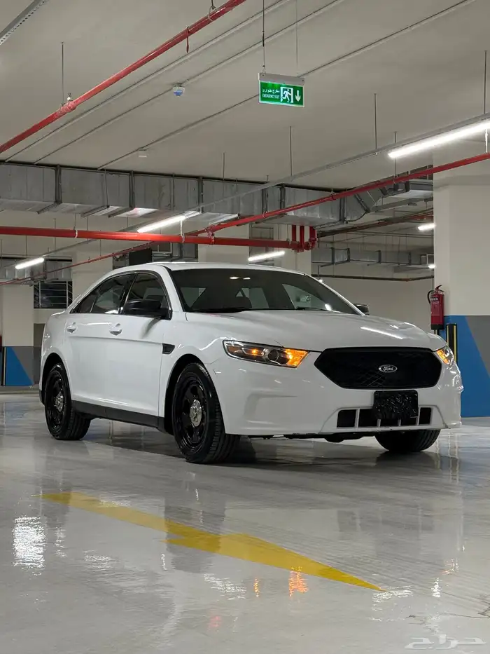 فورد تورس بوليسي 2015 مخزن 3