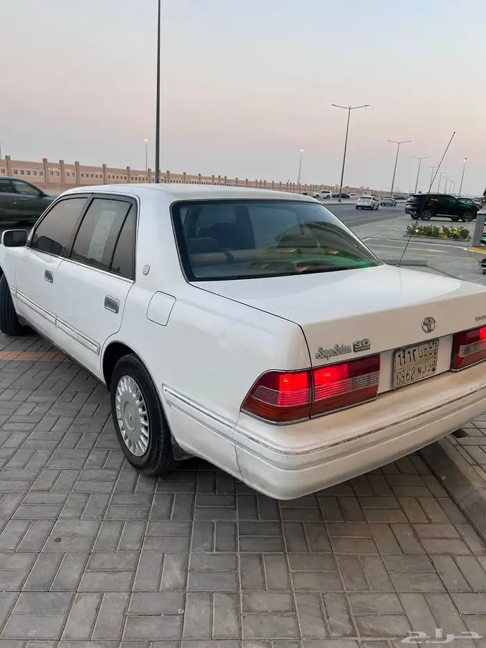 تويوتا كراون 1998 التاج للبدل او البيع 9