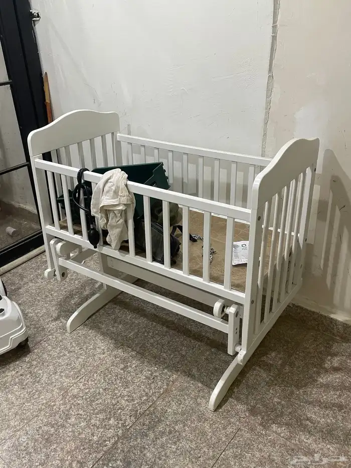 سرير اطفال نضيف 0