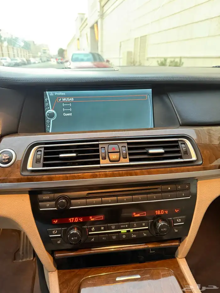 بي ام دبيلو 2009 ( مخزن ) اقبل البدل المناسب 93