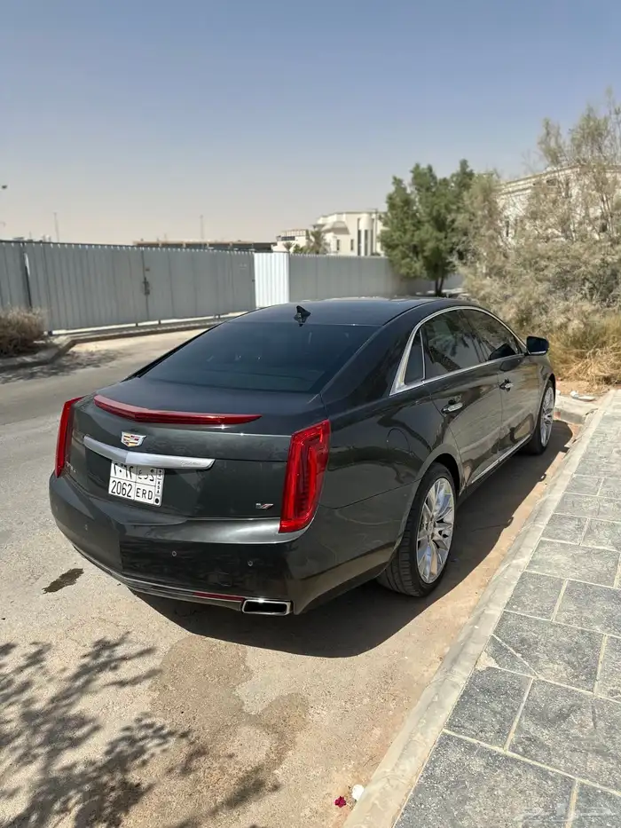 كاديلاك xts v platinum 1