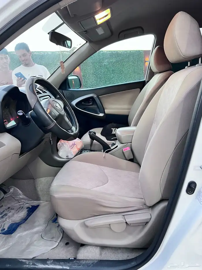 تيوتا رافور 6