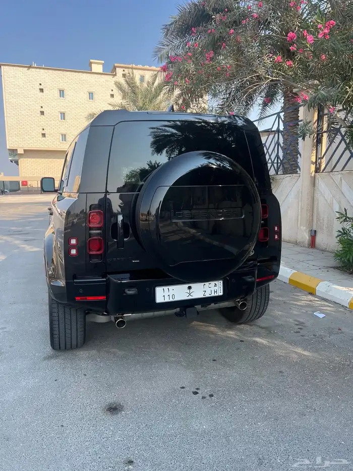 ديفندر 110 X dynamic P400 بلوحة مميزة 1