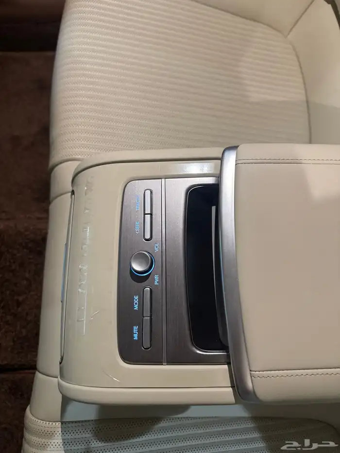 ازيرا كاليجرافي جرانديور 23