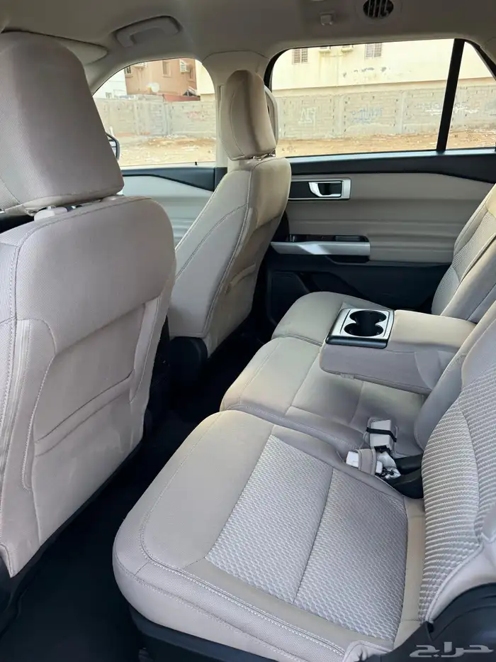 للبيع فورد اكسبلور 2022 دبل بحالة الوكالة 10