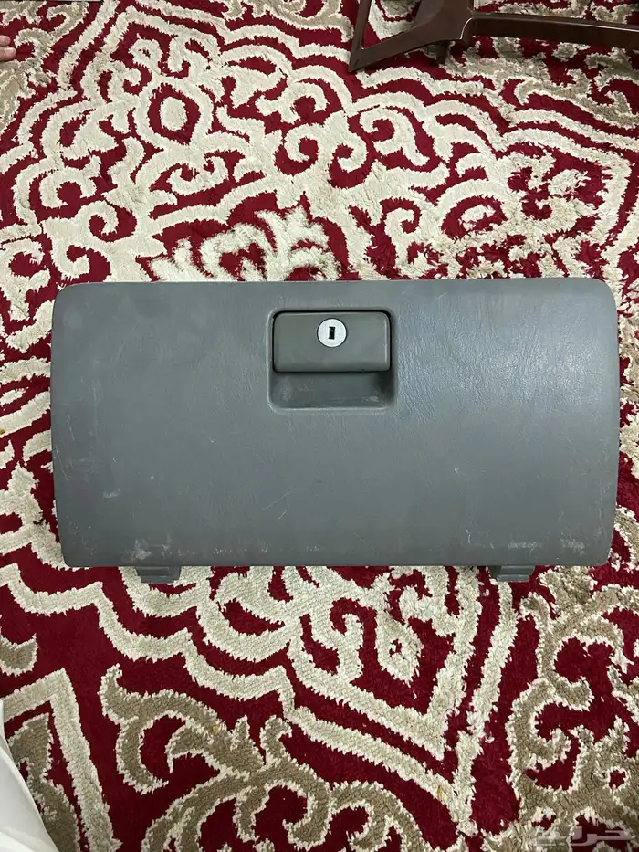 ديكور مسجل حق هايلوكس أسود و درج حق هايلوكس تحت 0