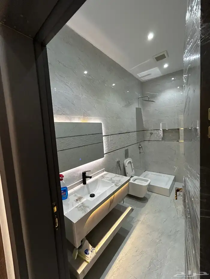 دور للبيع في حي النبلاء 422م 19