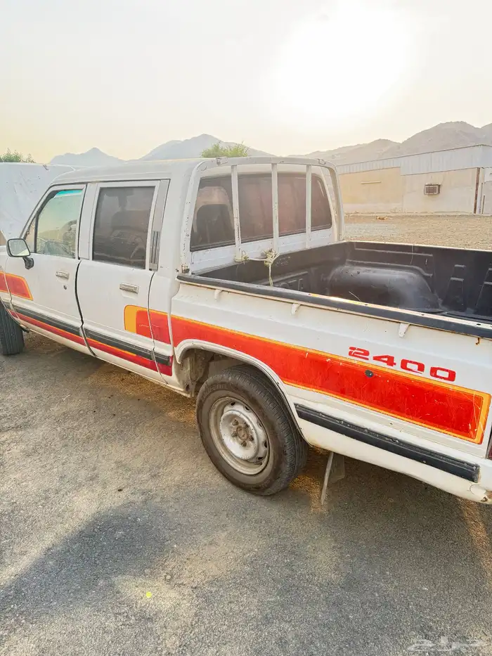 هايلوكس مديل 88 4