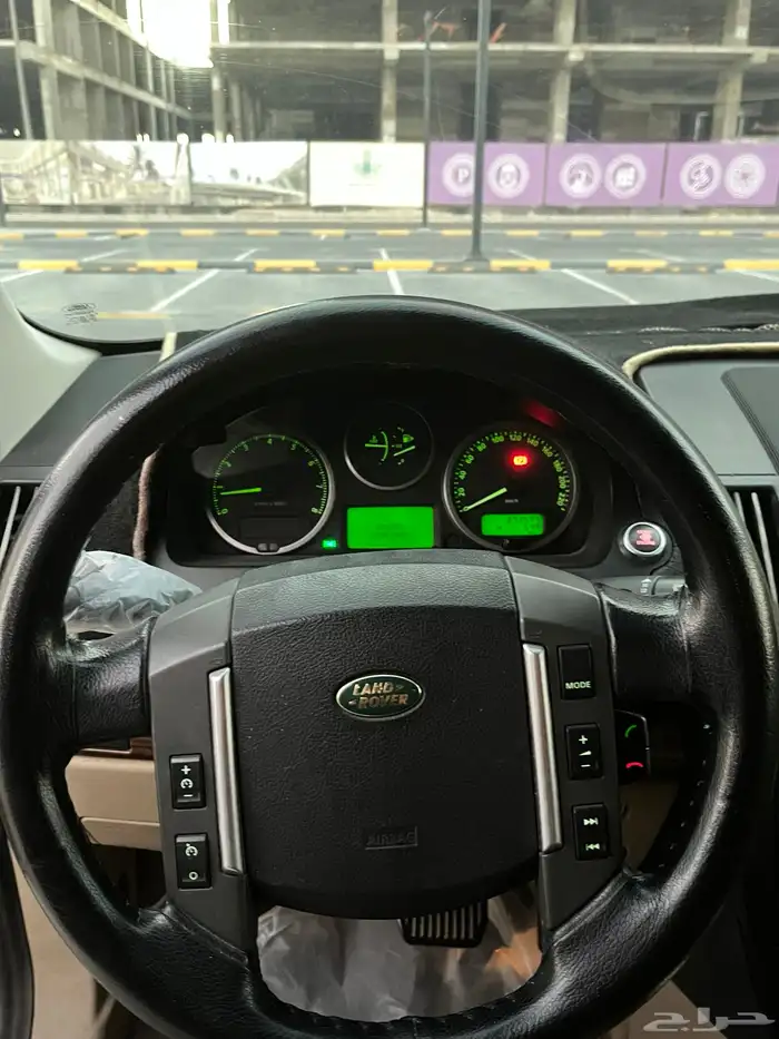 لاند روفر 2009 12