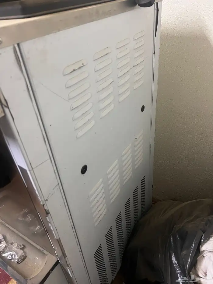 مكينة ايسكريم كبيره 5