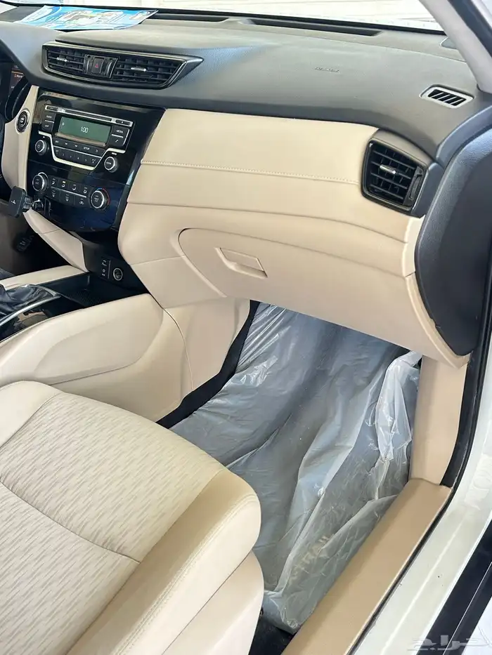 نيسان اكس تريل 2021 -7 مقاعد دبل 15