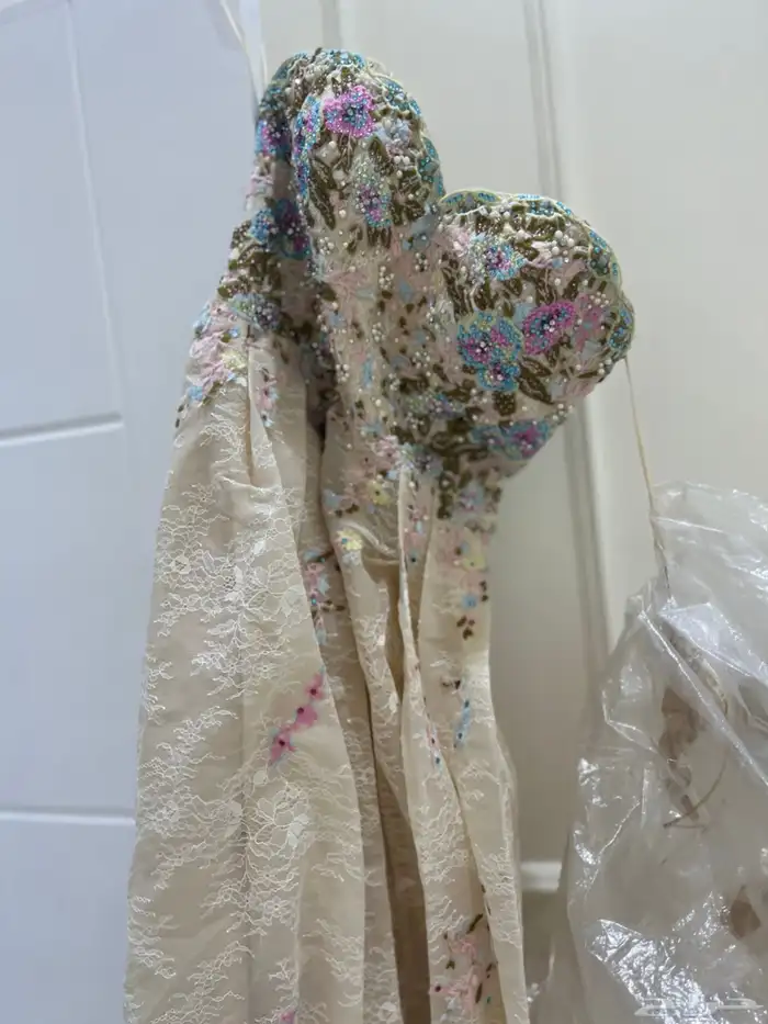 للبيع فستان جديد 2