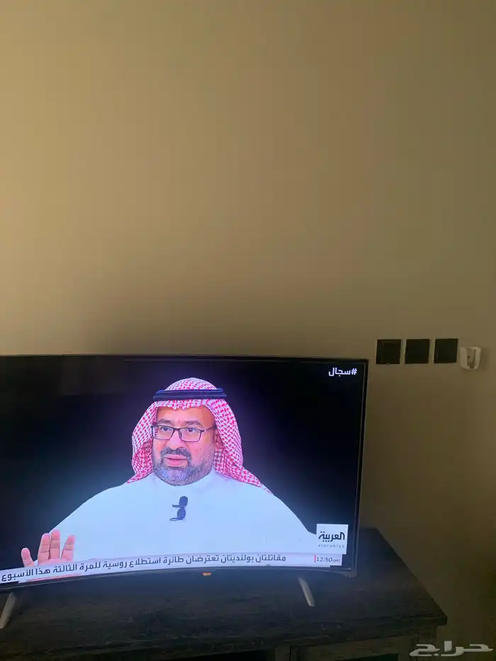 تلفزيون TCL شبه جديد للبيع 48 بوصه 0