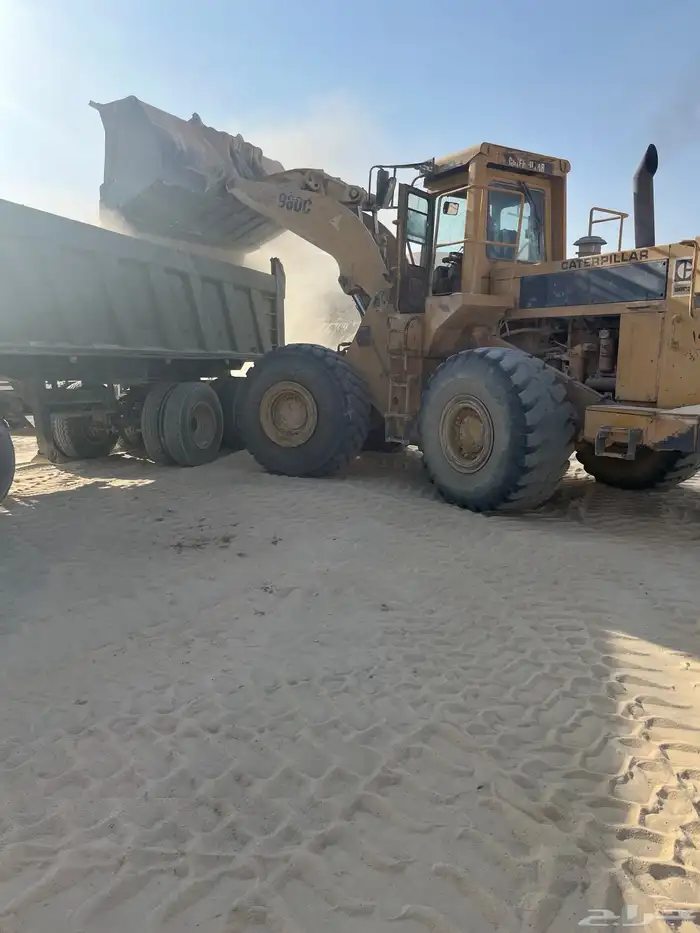 لتوريد الرمل الحمر ولبيض وبحص ونقل مخلفات 0