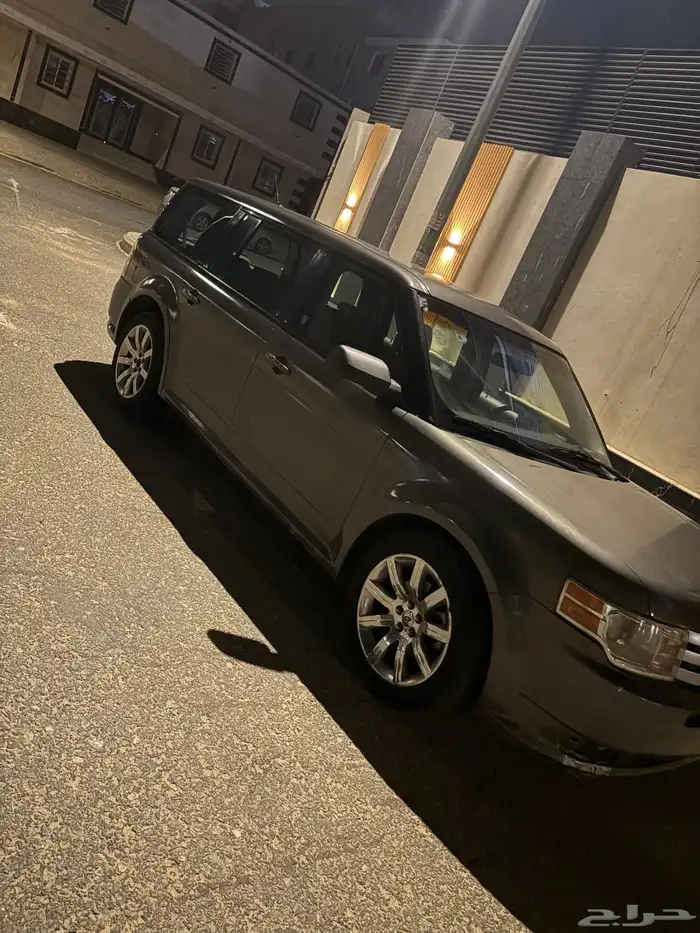 للبيع فورد فلكس موديل 2011 مطلوب 15الف 0