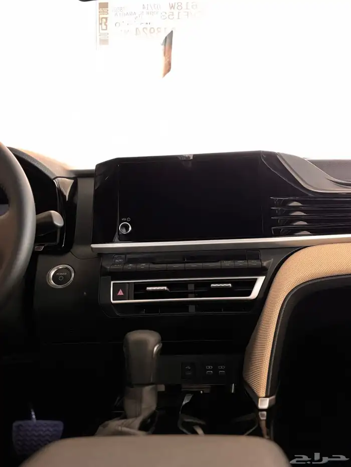 كامري LE هايبرد 2025 تيتانيوم 5