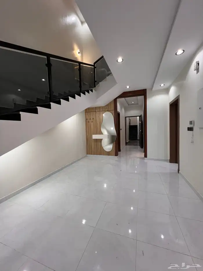 روف علوى مع ملحق حى الراقى خميس مشيط 770 الف 11