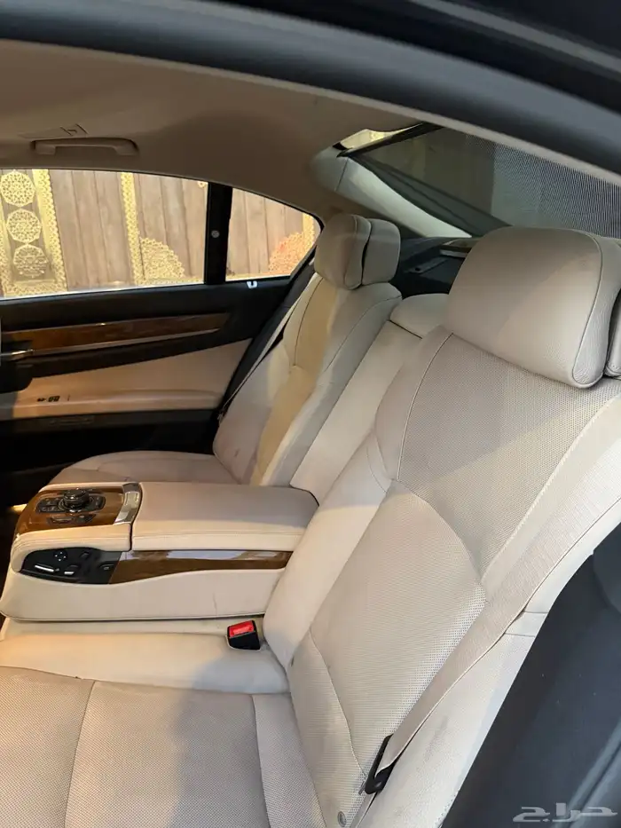 بي ام دبيلو 2009 ( مخزن ) اقبل البدل المناسب 99