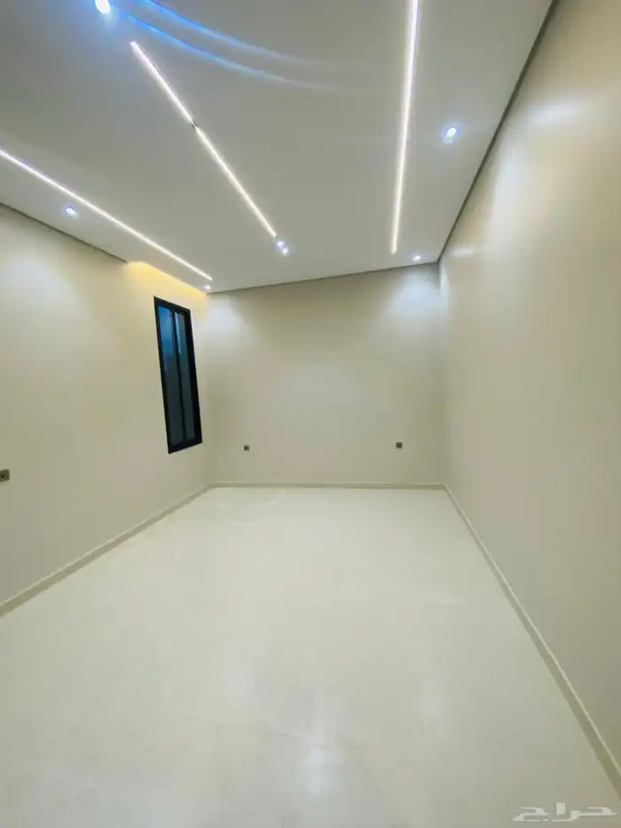 للبيع شقة دور ثاني مع سطح 6غرف تشطيب فاخر بالمحاله 580 الف 12