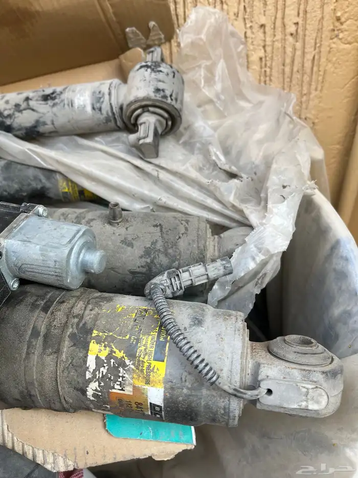 طقم مساعدات كهرب إماميه وخلفية سيارة اسكاليد ويوكن دينالي 3