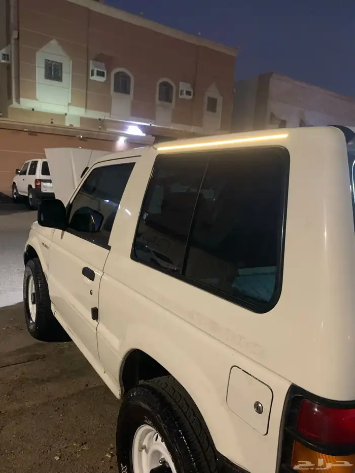 باجيرو 2000 18