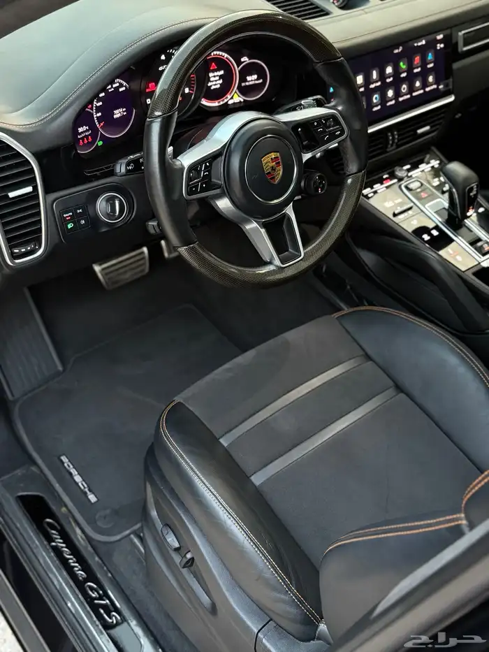 Porsche Cayenne GTS 2022 18