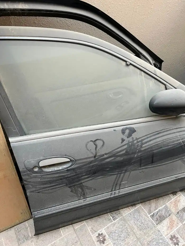 بيبان مكسيما لون كحلي سليمه حوادث 0