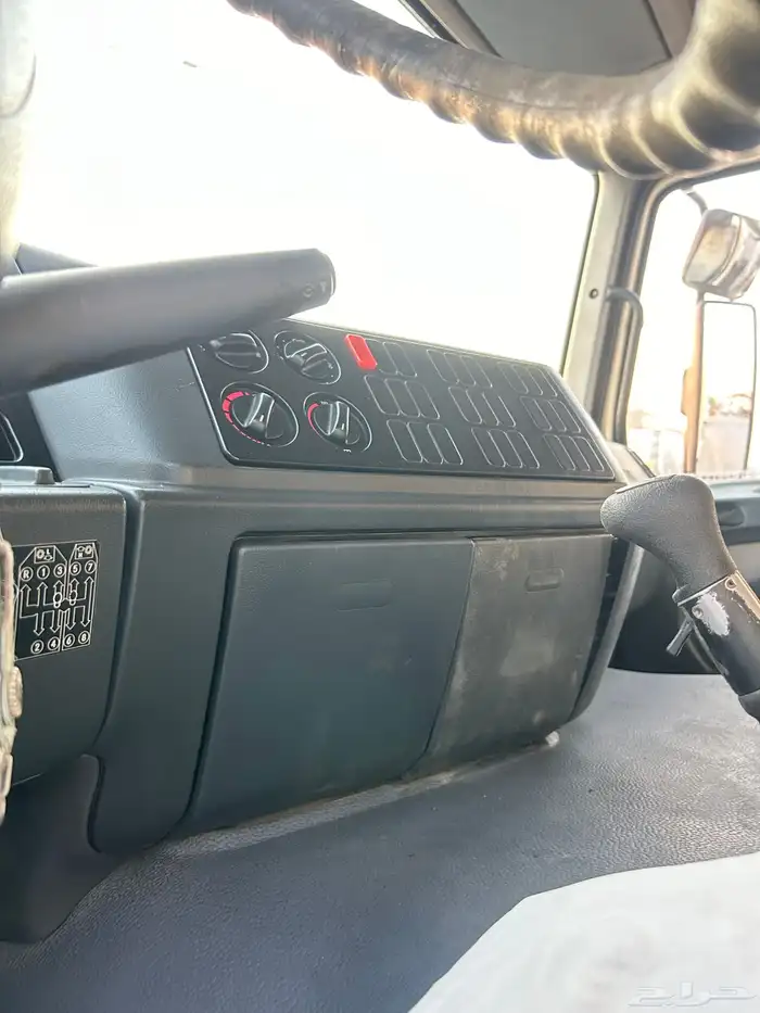 وايت اكترس جفالي 2004 4