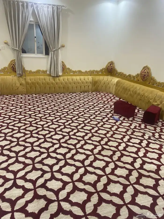 مكيف نظيف وكنب وبطرمه 2