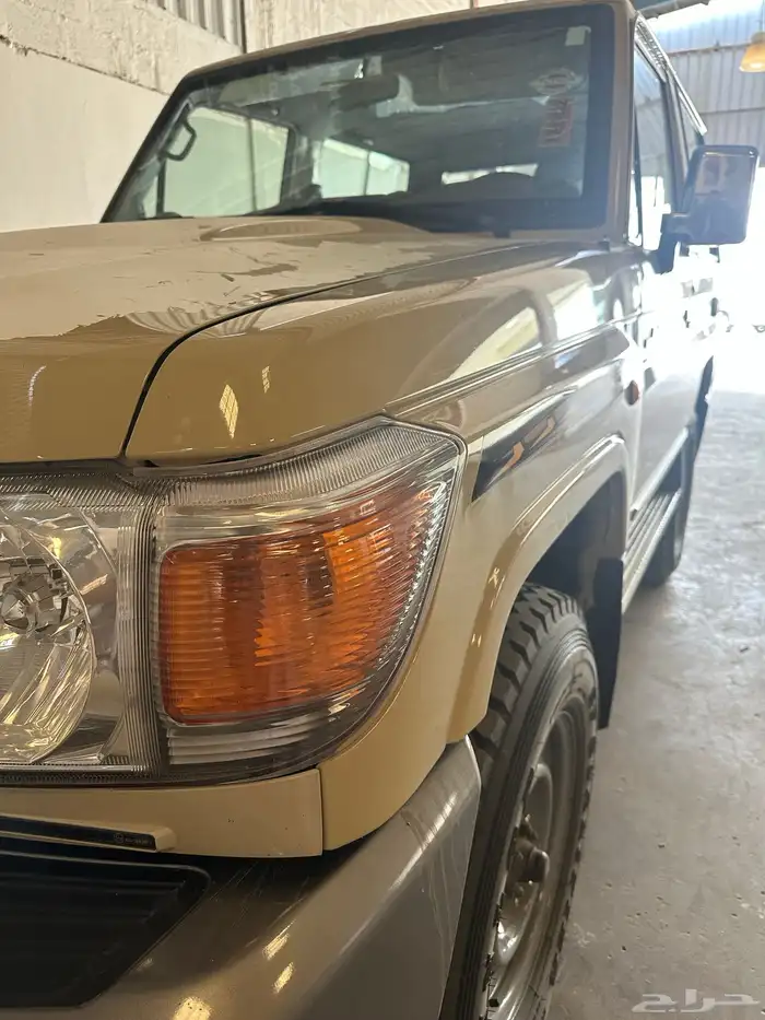 للبيع رفرف امامي يمين ويسار ربع بيج 23 5