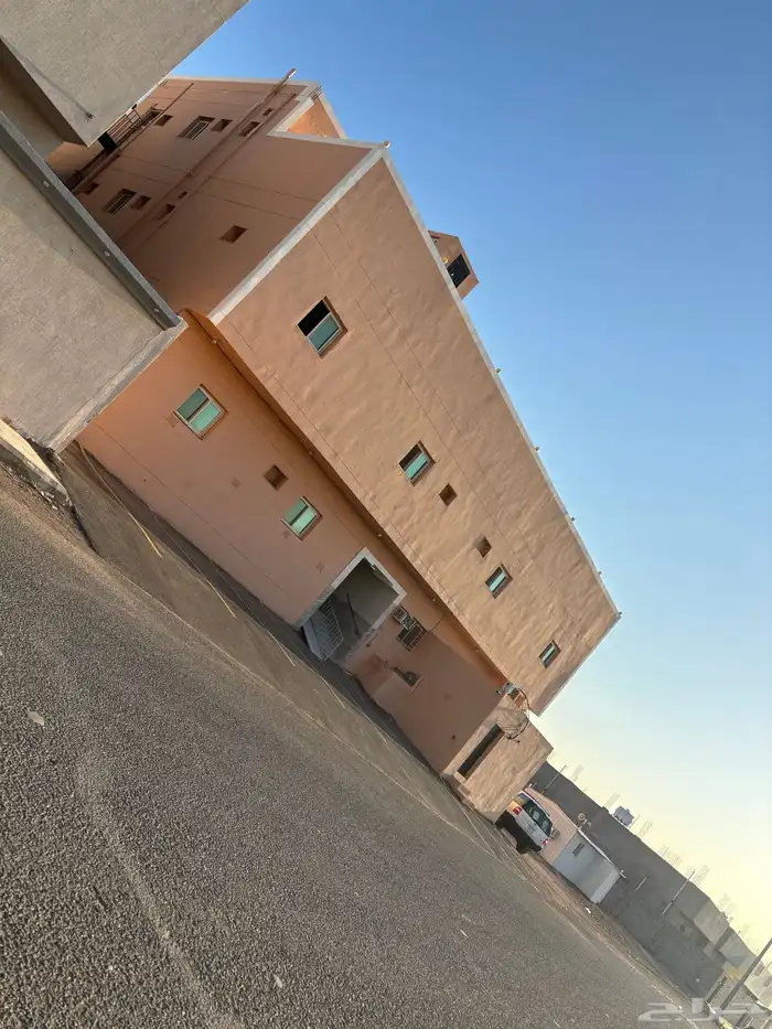 شقق تمليك في الحمراء 400 الف فقط 1