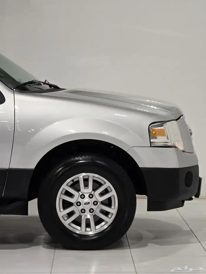 فورد اكسبيدشن موديل 2013 بحالة الوكالة 2