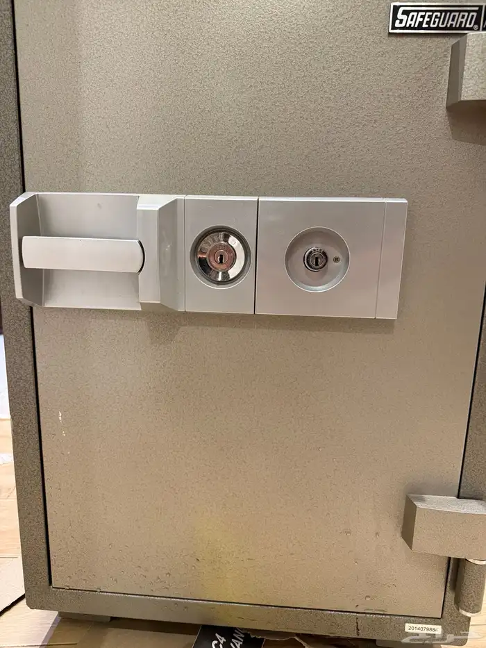 خزنة اموال شبه جديد 1