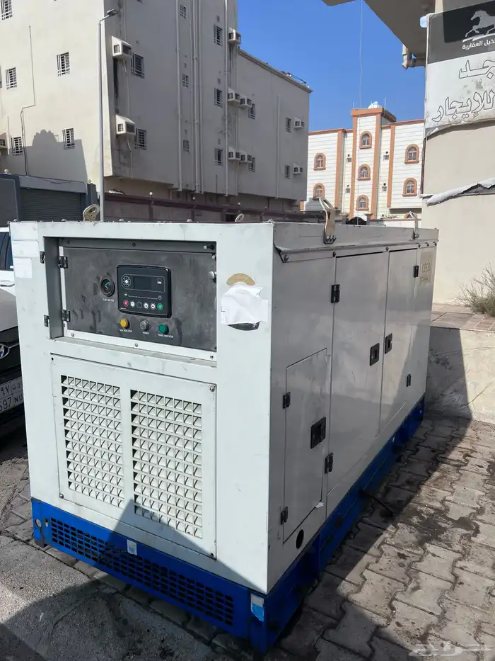 مولد كهربائي كومنز 50 كيلو واط - 66 كيلو فولت امبير 4