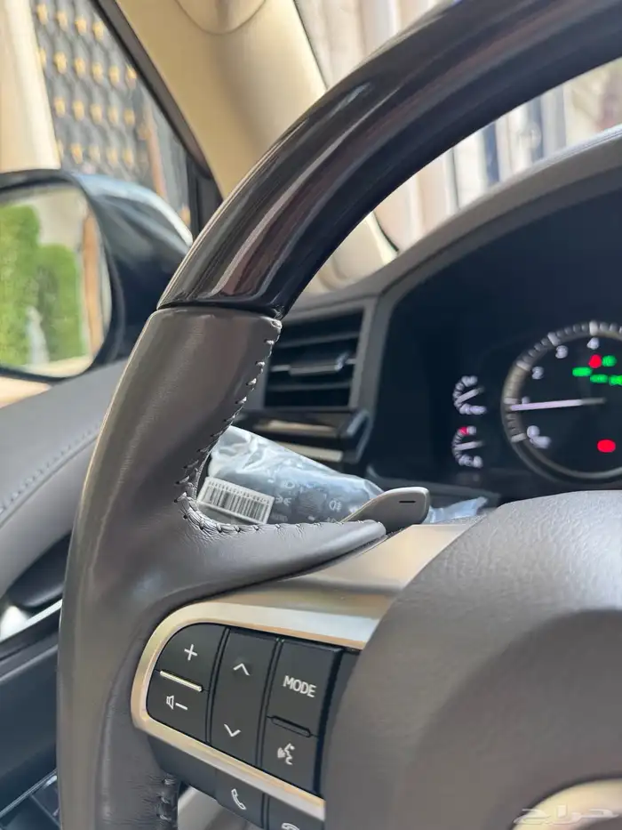 نادر من النوادر جيب لكزس LX570 (مخزن عداد 36 ألف فقط) 32