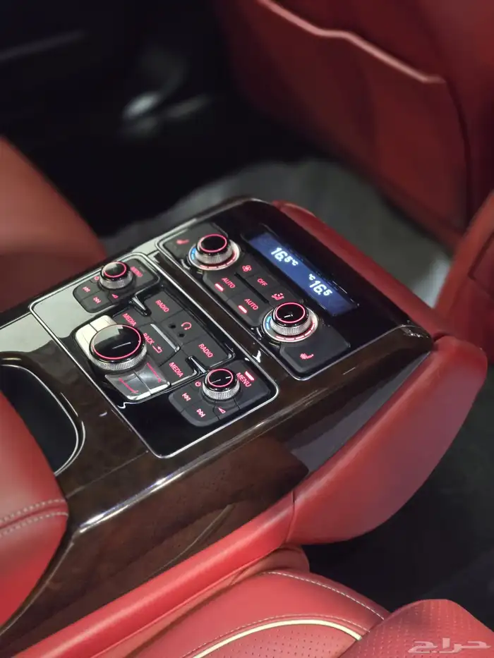 اودي A8-L موديل 2015 بحالة ممتازة 17