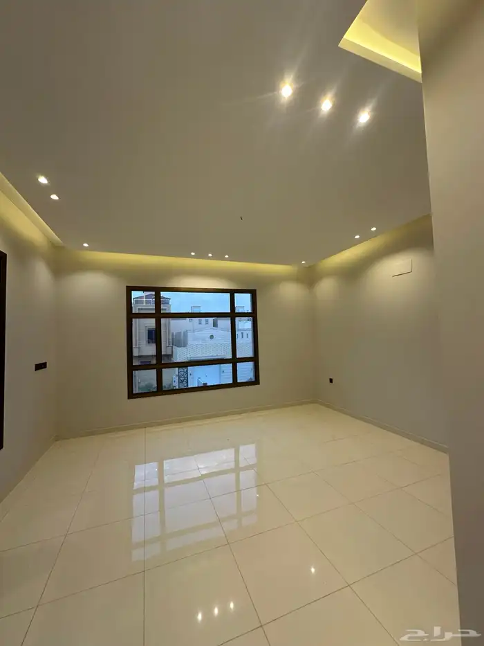 للبيع فيلا دوبلكس قريبه من الممشى والخدمات بخميس مشيط 12