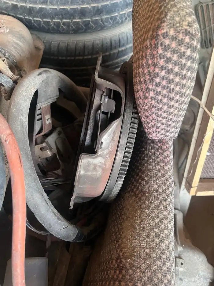 قير ودفرنس ودزق وكلتش وحذاف ومرتبة وتانكي بنزين ددسن97 4