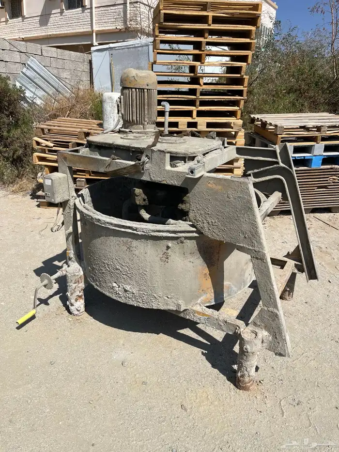 معدات مصنع طوب وداموك زراعه وخلاطه وقلاب داينه 1