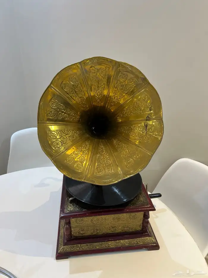 انتيك جهاز موسيقى 0